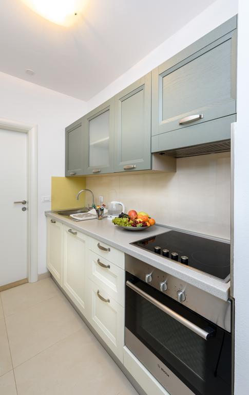 Apartments Domani Omis Exterior photo