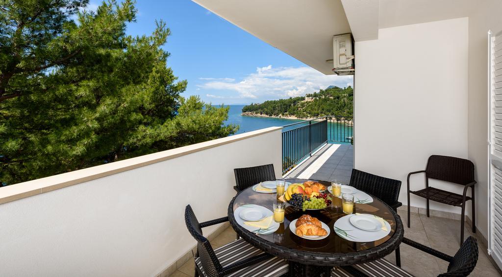 Apartments Domani Omis Exterior photo
